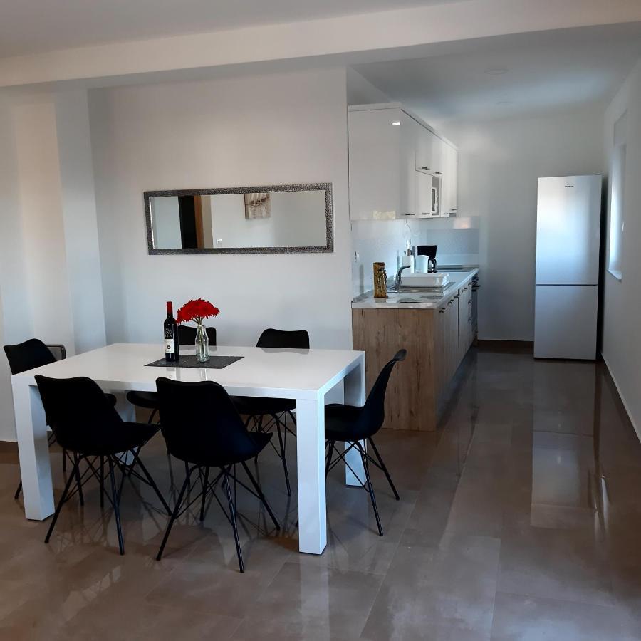 Villa Silver Starigrad Paklenica Esterno foto
